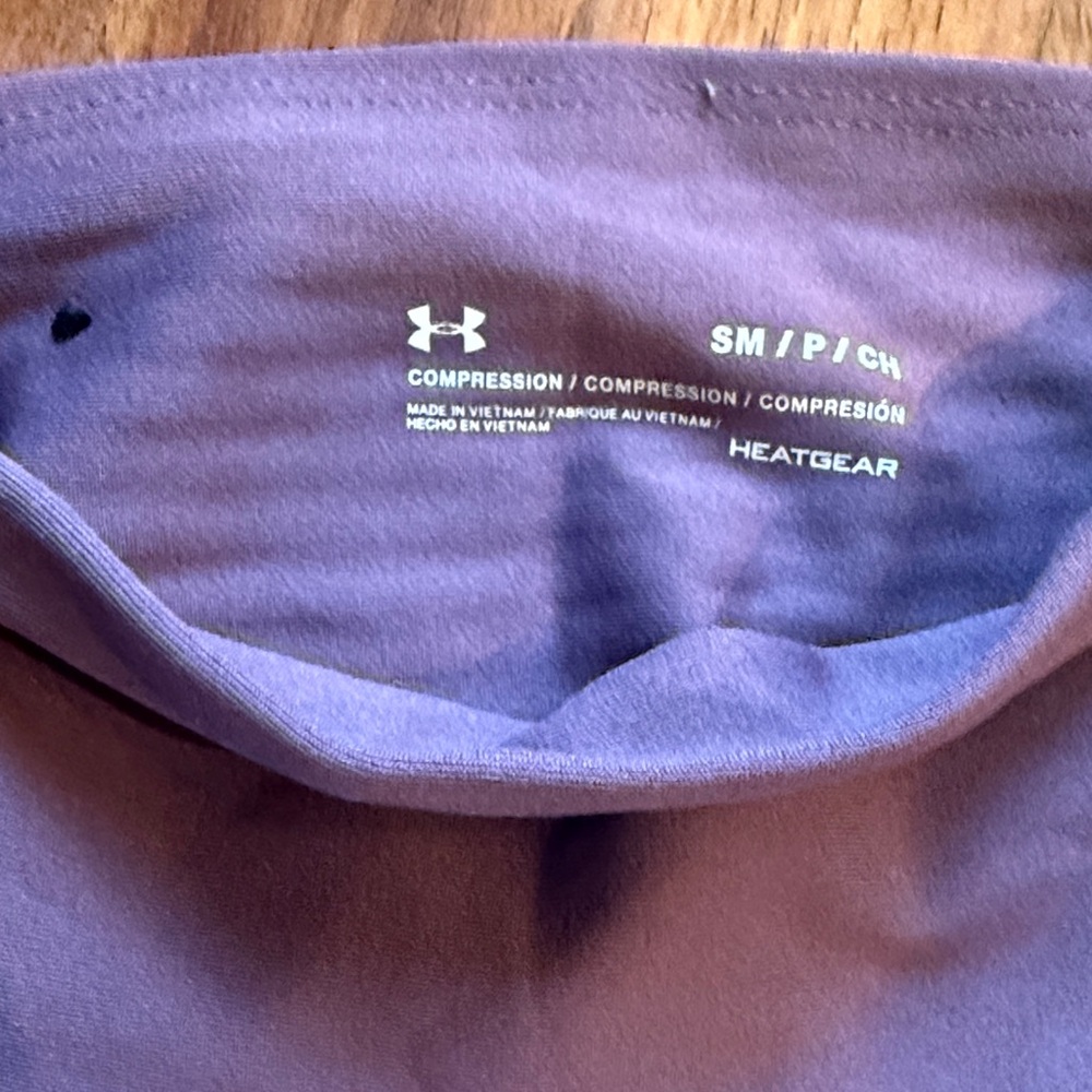 Under Armour Purple Compression leggings like new